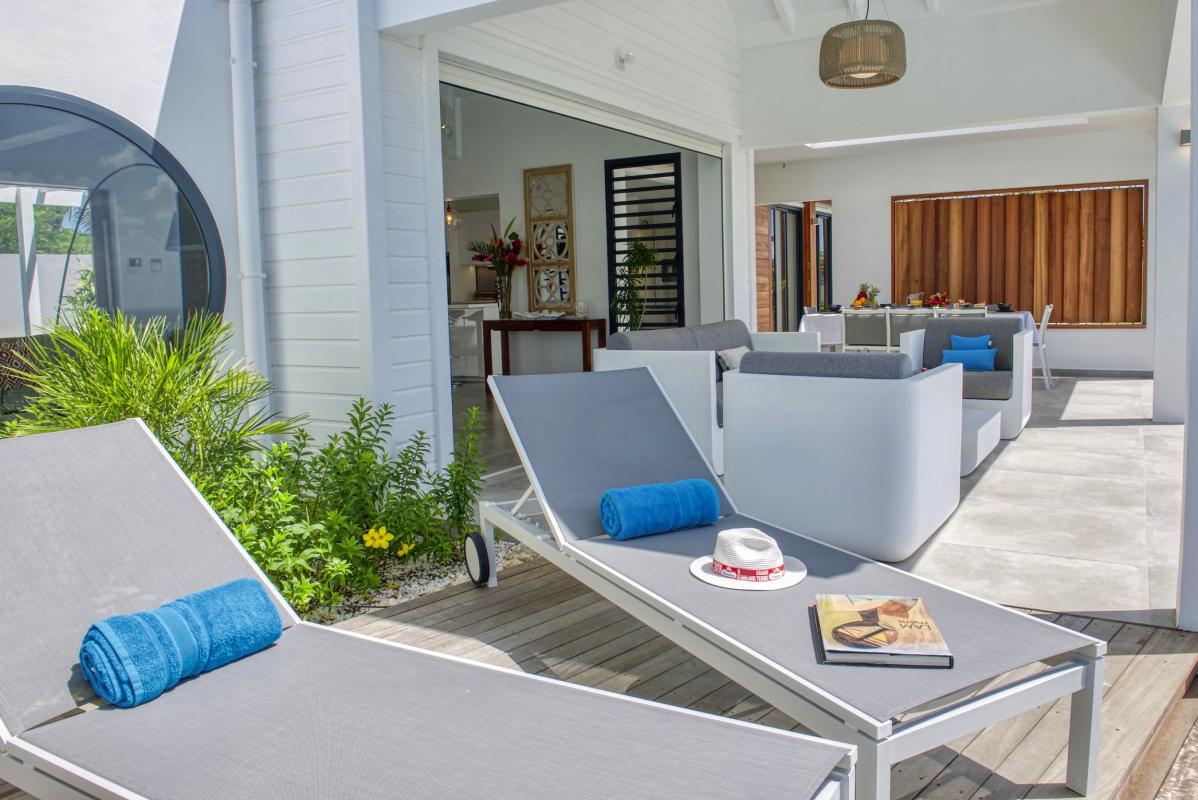 35.Location villa piscine vue mer Sainte Anne Guadeloupe